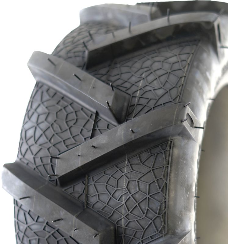 19/8-10 4PR TT UN114 Unilli Tractor Lug Tyre