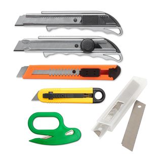 KNIVES & BLADES