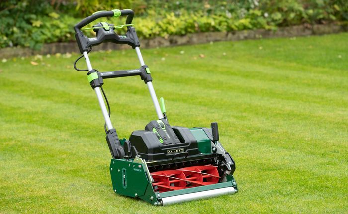 Allett Stirling 51 (20'') Battery Cylinder Mower - Mower Ony – ALLETT  Australia