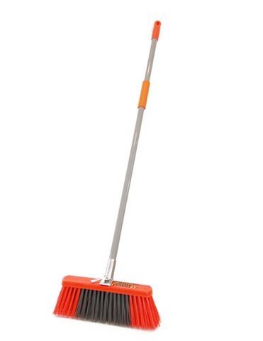 INDUSTRIAL YARD BROOM