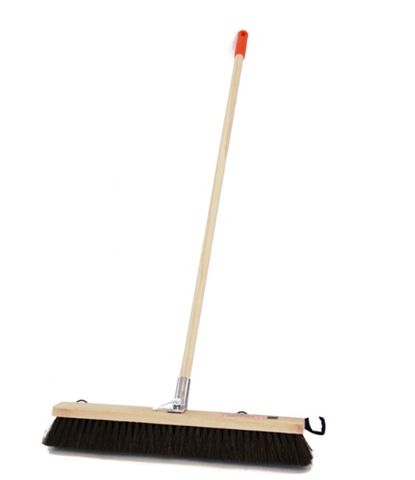 PLATFORM BROOM