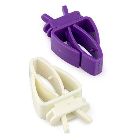 Bird Treat Clips - Universal - 2 Pack