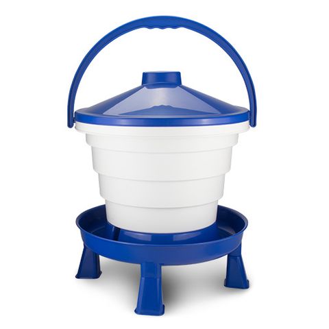 POULTRY DRINKER BUCKET 15L - WITH LEGS