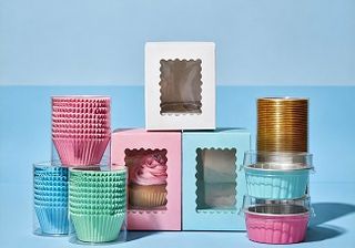 Cake Display & Packaging