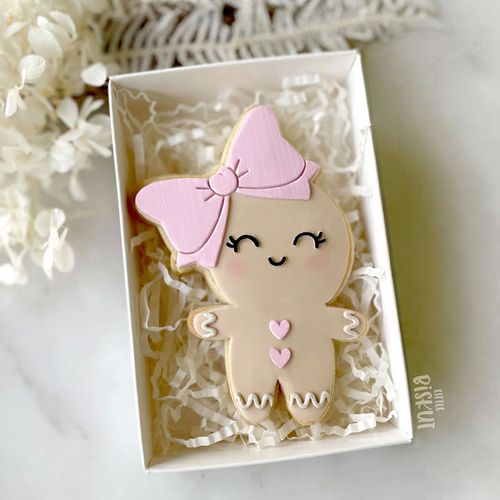 GINGERBREAD GIRL WITH BOW | CUTTER & DEBOSSER SET | CCC