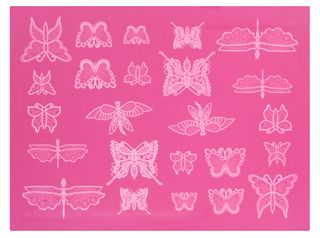 BUTTERFLY LACE MAT