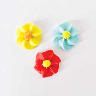 DAISY SUGAR FLOWERS (250)