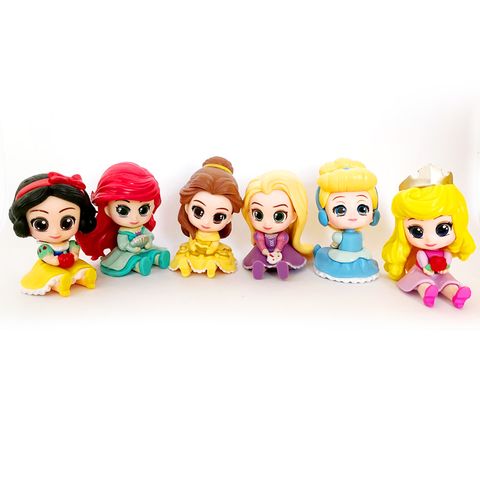 Small shop princess figures