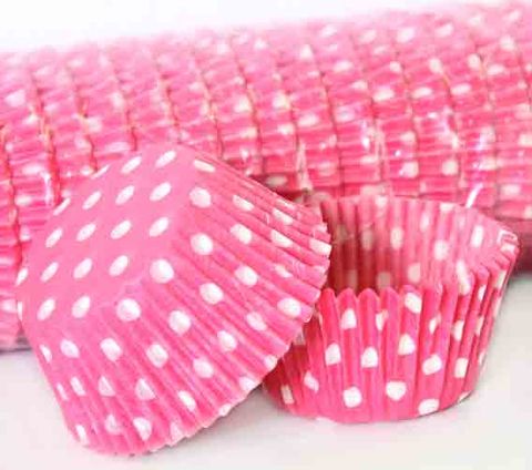 700 BAKING CUPS - HOT PINK POLKA DOTS - 500 PIECE PACK
