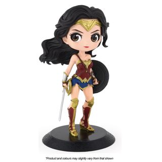 WONDER WOMAN | PLASTIC FIGURINE