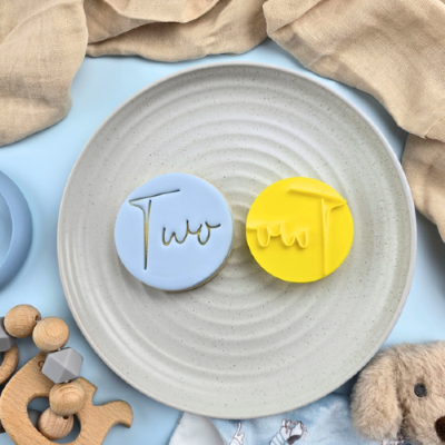 TWO V2 | EMBOSSER | CCC