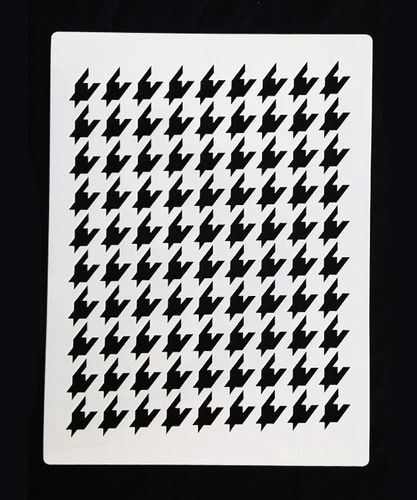 HOUNDSTOOTH STENCIL - LARGER PRINT