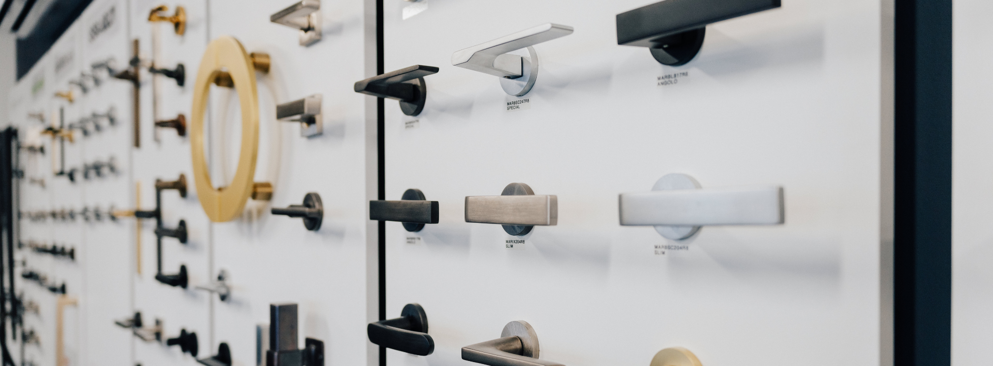 <h1>Architectural Door Hardware</h1><p>We specify, supply, install and maintain door and window hardware for commercial and residential projects.</p><button>More info ...</button>