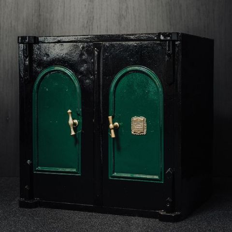 Refurbished Antique Double Door Safe