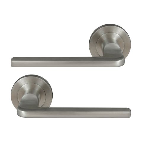 Chalet 52mm Round Rose Lever Set