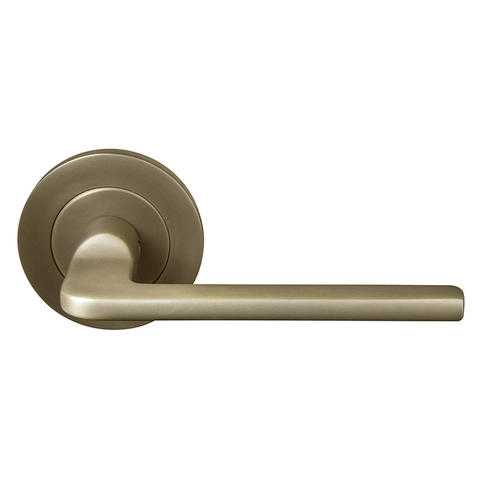 Italian Chalet 64mm Rose Dummy RB