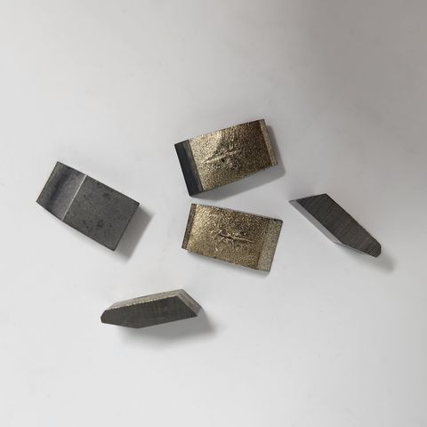 PRE SOLDERED TUNGSTEN TOOTH, 13MM X 7.6MM KERF, PER EACH