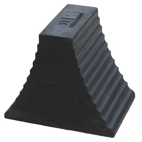 WHEEL CHOCK 220X180X250 RUBBER WC2