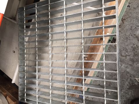 GRATE ACO GALV STEEL H/D 600X600X50MM