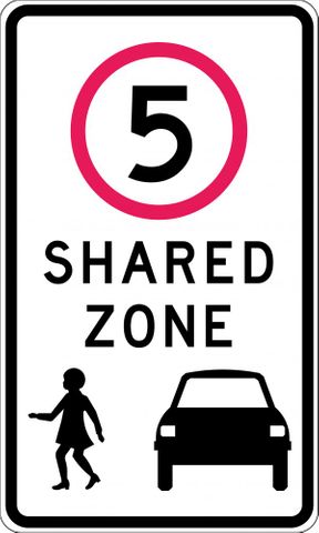 SIGN SHARED ZONE 5KM ALUM 750X450MM CL1