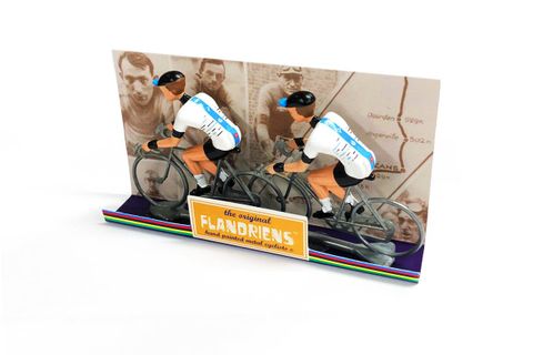 FLANDRIENS Models, 2 x Hand painted Metal Cyclists, Sky