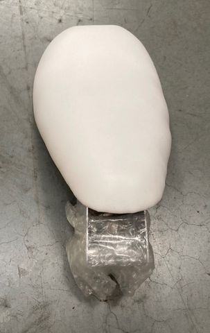 TRIKE SEAT TWO BOLT WHITE