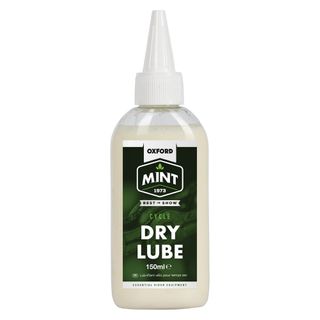 Oxford Mint Dry Lube 150ml, to make your drive train silent and more efficient when riding in dry conditions.