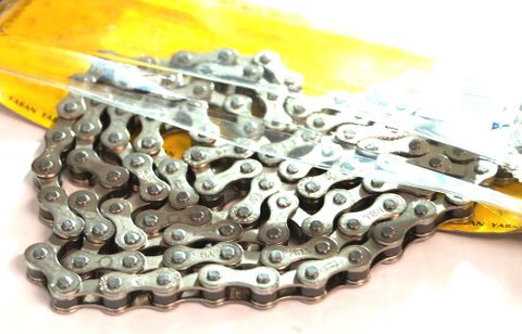 CHAIN  1/2 x 1/8 x 112L, Single Speed, SILVER &SILVER (YBN S-410)