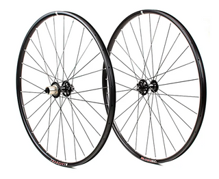 BLUNT-SL PRO 27.5"/650B WHEEL SET BLACK. 32H Fr & Rr. 6 Bolt Disc. L/W ATB Fr Hub. Convertible Rr Hub
