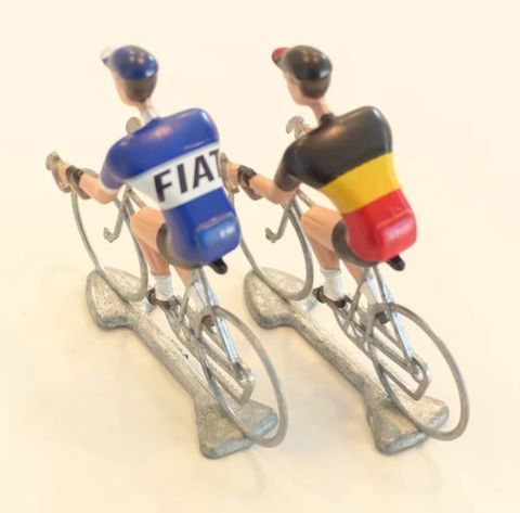FLANDRIENS Models, 2 x Hand painted Metal Cyclists, Fiat jerseys