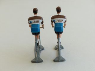 FLANDRIENS Models, 2 x Hand painted Metal Cyclists, AG 2 R