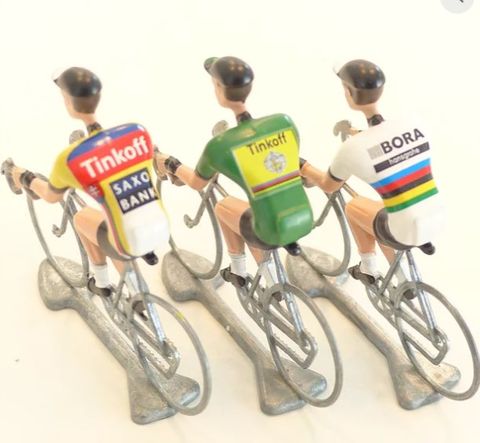 A FLANDRIENS Models, 3 x Hand painted Metal Cyclists, Sagan in 3 types jerseys