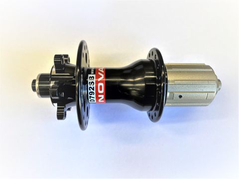 Hub, Novatec 8/9/10/11  Speed DISC BLACK Light Weight 32H 6 Bolt Q/r 135 OLD  (B2 Body)