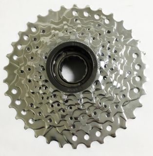 SCREW ON CLUSTER - 8 Speed, 13-32T, Chrome, Made in Taiwan