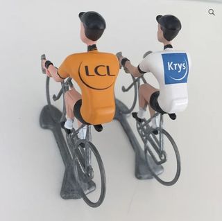 A FLANDRIENS Models, 2 x Hand painted Metal Cyclists,  Yellow & White jerseys