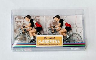 FLANDRIENS Models, 2 x Hand painted Metal Cyclists, Lotto Soudal