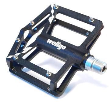 PEDALS  9/16" Sealed Bearings, Alloy Body/Cro-mo Axle, Replaceable Pins, BLACK