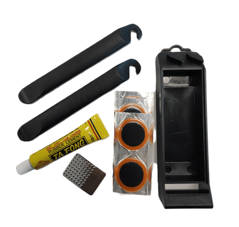 Puncture Repair Kit - 5 Patches, Rubber Solution, Sandpaper & 2 Nylon Tyre Levers