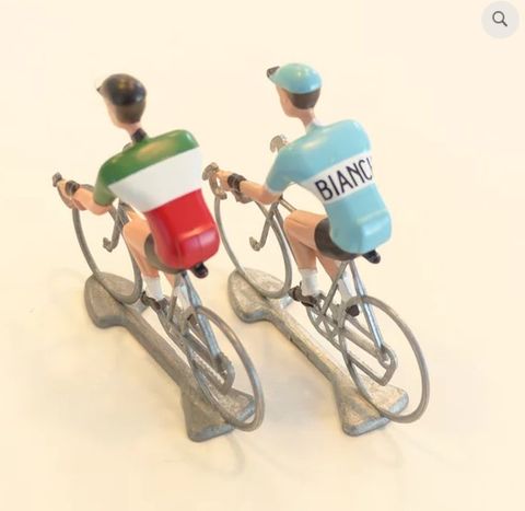 FLANDRIENS Models, 2 x Hand painted Metal Cyclists,  Bianchi & Italian jerseys