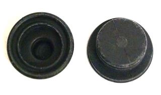 R1/T1 MASTER CYLINDER DIAPHRAGM 2011