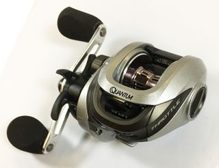 QUANTUM THROTTLE II BAITCAST REEL