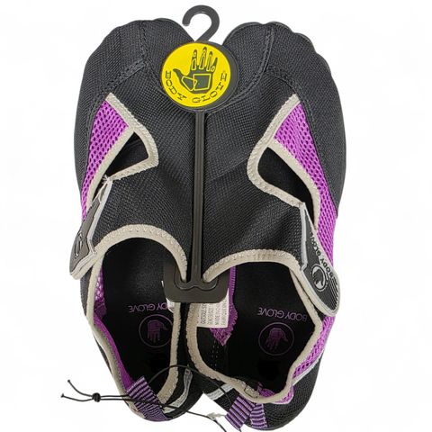 LADIES WATERSHOES BODY GLOVE SIZE 6