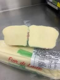 CHEESE - FIOR LOG SMOKED 1KG BOVARINA SILANO MILK