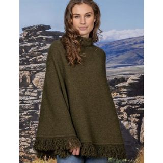 Noble Wilde W Fringed Poncho - Avoka