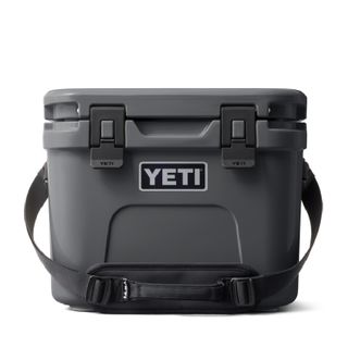 Yeti Roadie 15 - Charcoal