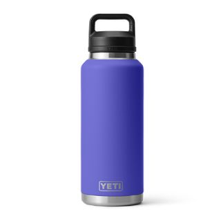 Yeti Rambler 46oz Chug Bottle - Ultrmarine Violet