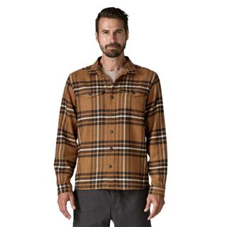 Patagonia Men's Long Sleeved Organic Cotton Midweight Fjord Flannel Shirt - Deer Brown