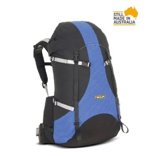 One Planet Traverse 40l Black / Pacific Medium