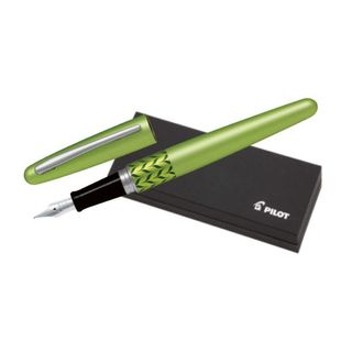 PILOT MR3 FOUNTAIN PEN MEDIUM LIGHT GREEN