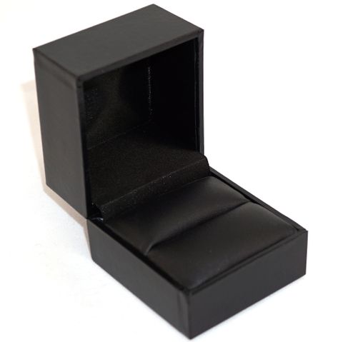 SDR - RING BOX BLACK LEATHERETTE BLACK VINYL PAD